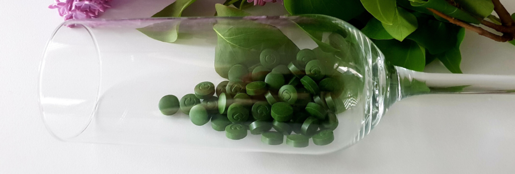 Chlorella w drażetkach